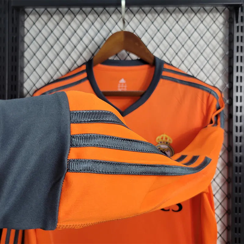 Jersey Retro Real Madrid Visita  13-14 Hombre Ronaldo 7 Manga Larga Versión Aficionado