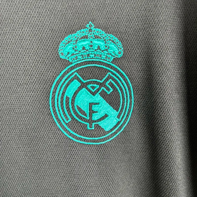 Jersey Retro Real Madrid Visita  17-18  Hombre Ronaldo 7 Manga Larga Versión Aficionado