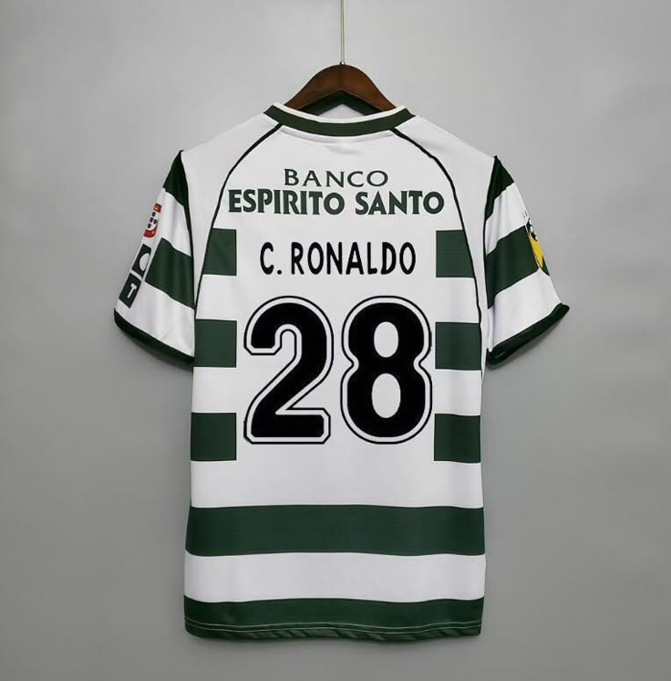 Jersey Retro Sporting CP  Local 02-03 28 Ronaldo Manga Corta Version Aficionado Calidad Premium