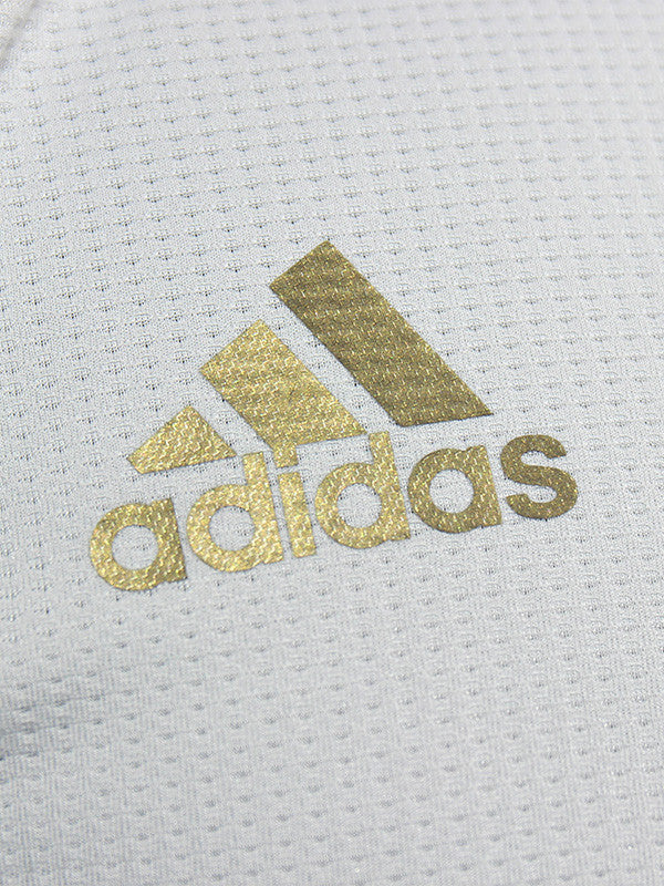 Jersey Retro Real Madrid Local 19-20  Manga Larga Numero 4 RAMOS Version Aficionado Calidad Premium