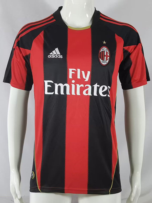 Jersey Retro AC Milan Local 10-11 Manga Corta Ronaldinho 80 Version Aficionado Calidad Premium