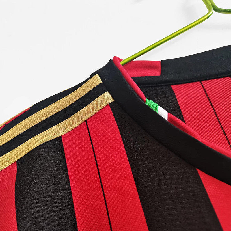Jersey Retro AC Milan Local 13-14  Manga Larga KAKA 22 Version Aficionado Calidad Premium