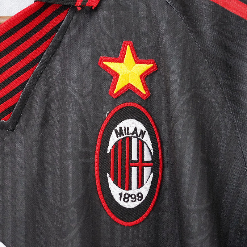 Jersey Retro AC Milan Visita 96-97 Manga Corta Maldini 3 Version Aficionado Calidad Premium