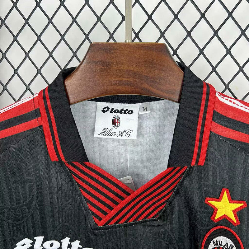 Jersey Retro AC Milan Visita 96-97 Manga Corta Maldini 3 Version Aficionado Calidad Premium