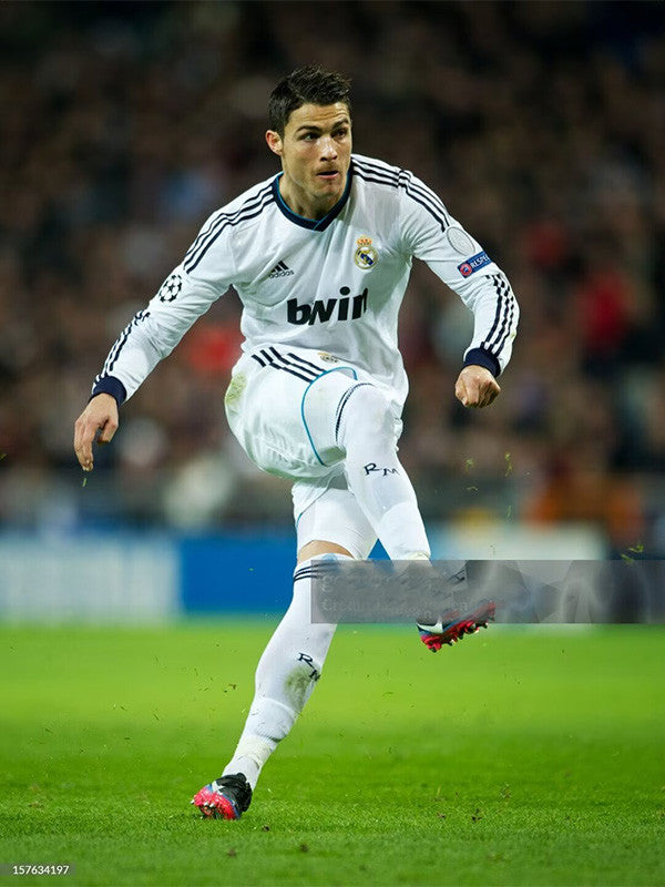 Jersey Retro Real Madrid 12-13  Ronaldo 7 Manga Larga Versión Aficionado