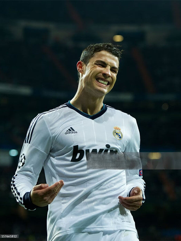 Jersey Retro Real Madrid 12-13  Ronaldo 7 Manga Larga Versión Aficionado