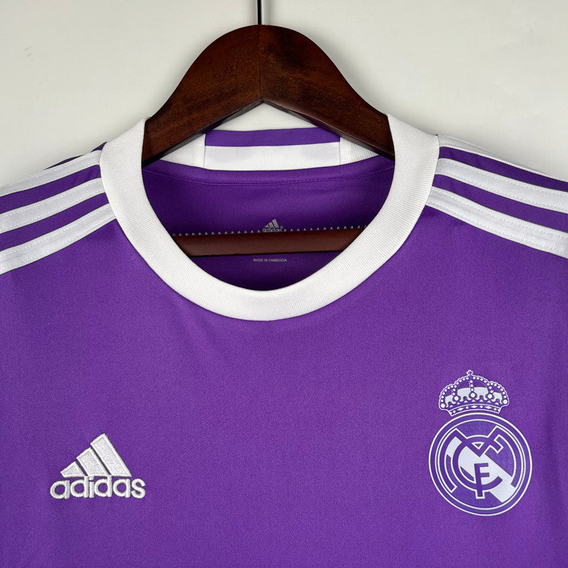Jersey Retro Real Madrid Visita  16-17  Hombre Ronaldo 7 Manga Larga Versión Aficionado