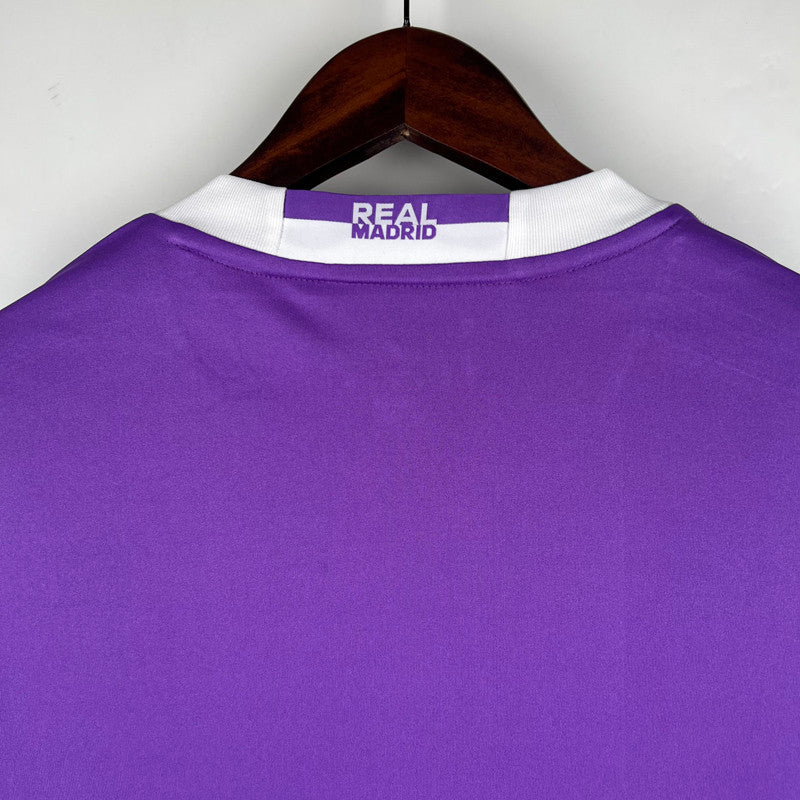 Jersey Retro Real Madrid Visita  16-17  Hombre Ronaldo 7 Manga Larga Versión Aficionado