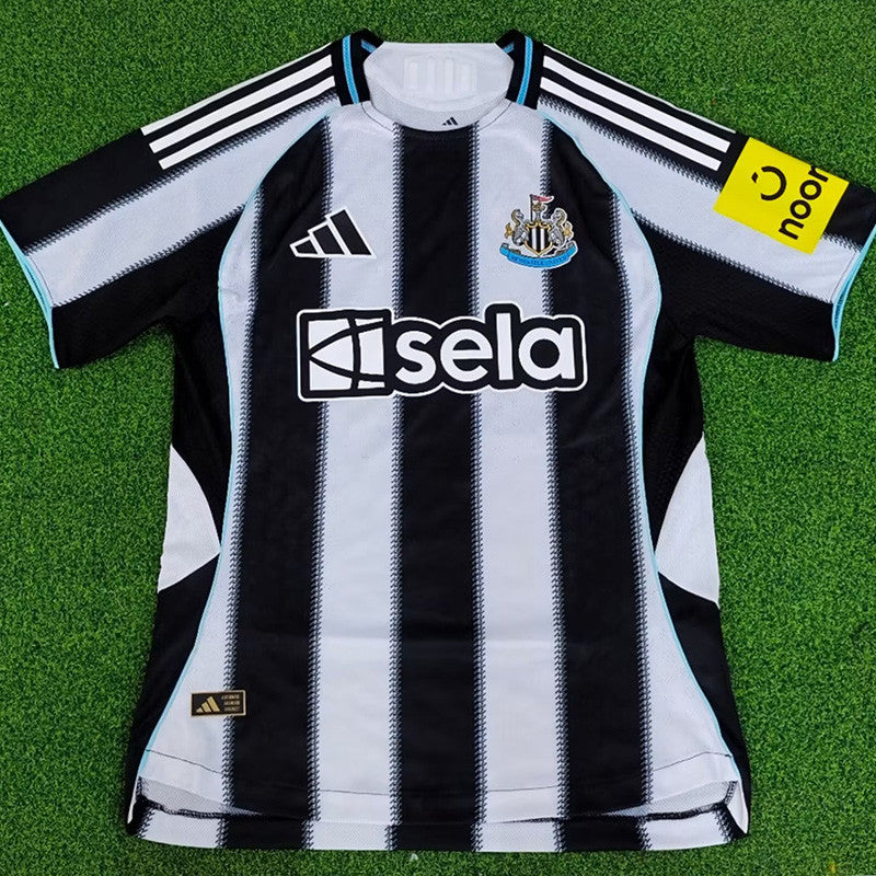 Jersey Local Newcastle United 25-26 Hombre Manga Corta Versión Jugador Calidad Premium