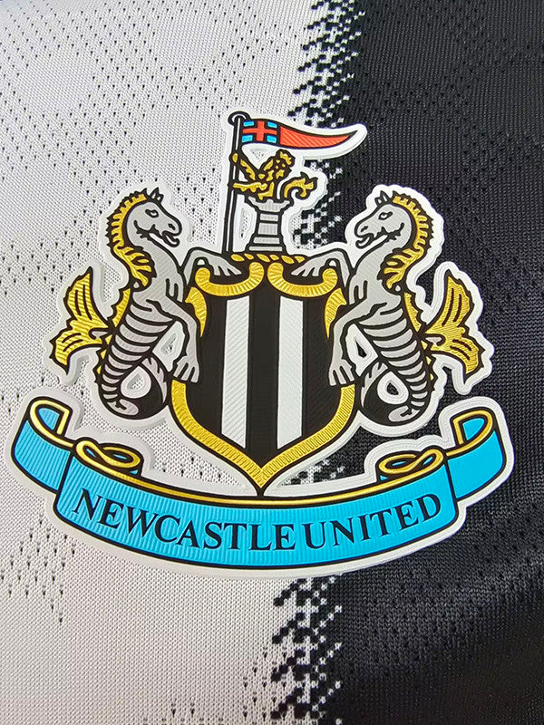 Jersey Local Newcastle United 25-26 Hombre Manga Corta Versión Jugador Calidad Premium