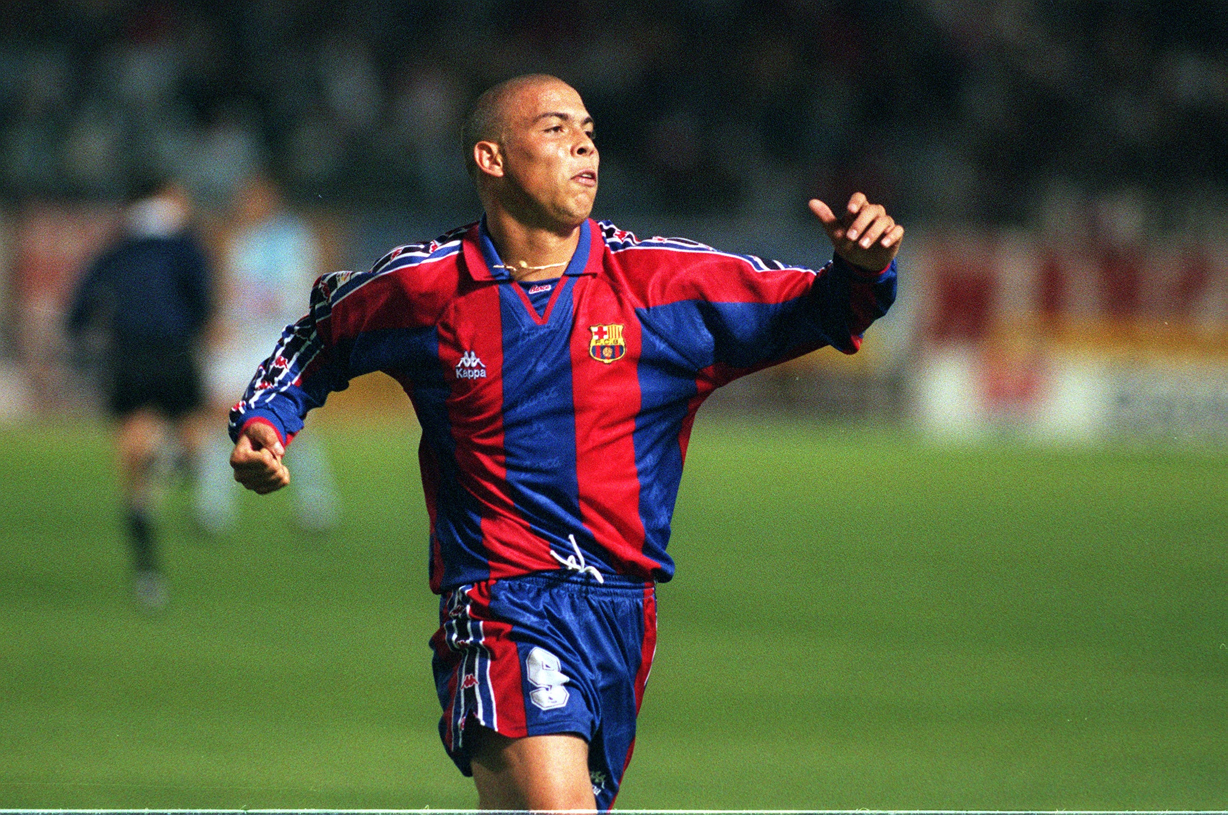 Jersey Retro FC Barcelona  Local 95-96 Manga Larga Ronaldo 9 Version Aficionado Calidad Premium