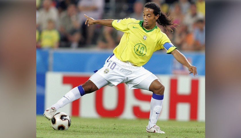 Jersey Retro Brasil 2004 10 Ronaldinho  Manga Corta Version Aficionado
